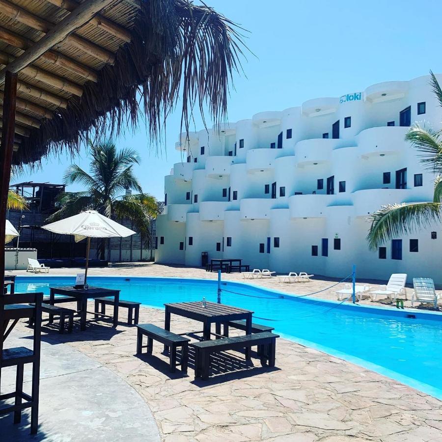 Loki Del Mar Hostel Máncora Kültér fotó