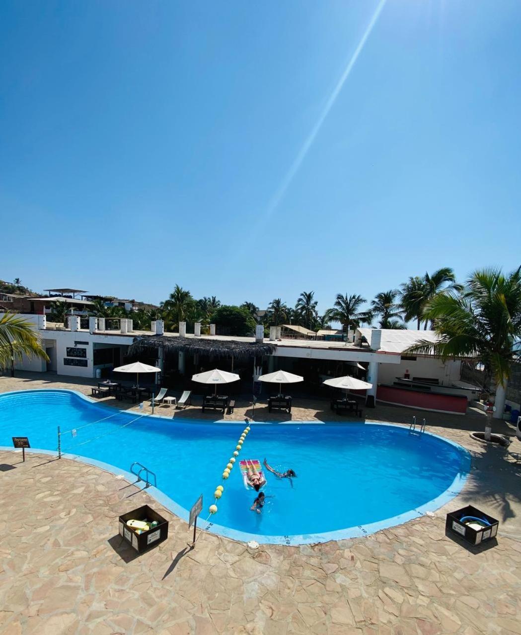Loki Del Mar Hostel Máncora Kültér fotó