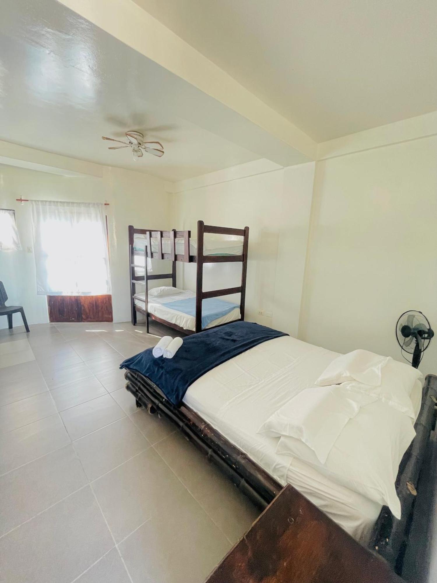 Loki Del Mar Hostel Máncora Kültér fotó