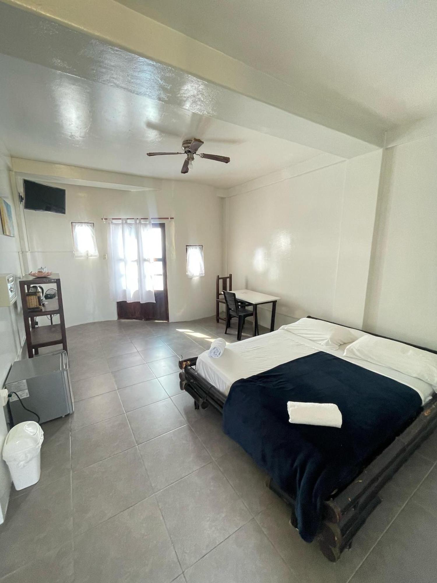 Loki Del Mar Hostel Máncora Kültér fotó
